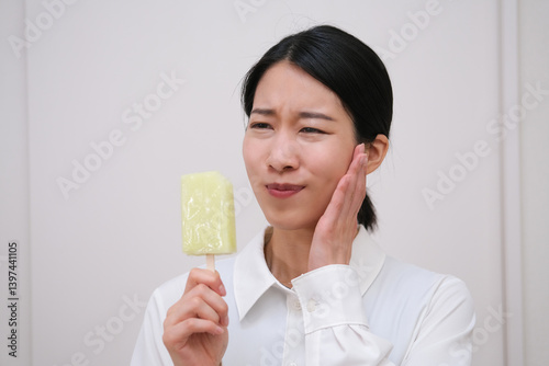知覚過敏症イメージ photo