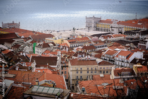 Obraz na płótnie Lisbon Rooftops and Waterfront at Daytime w salonie