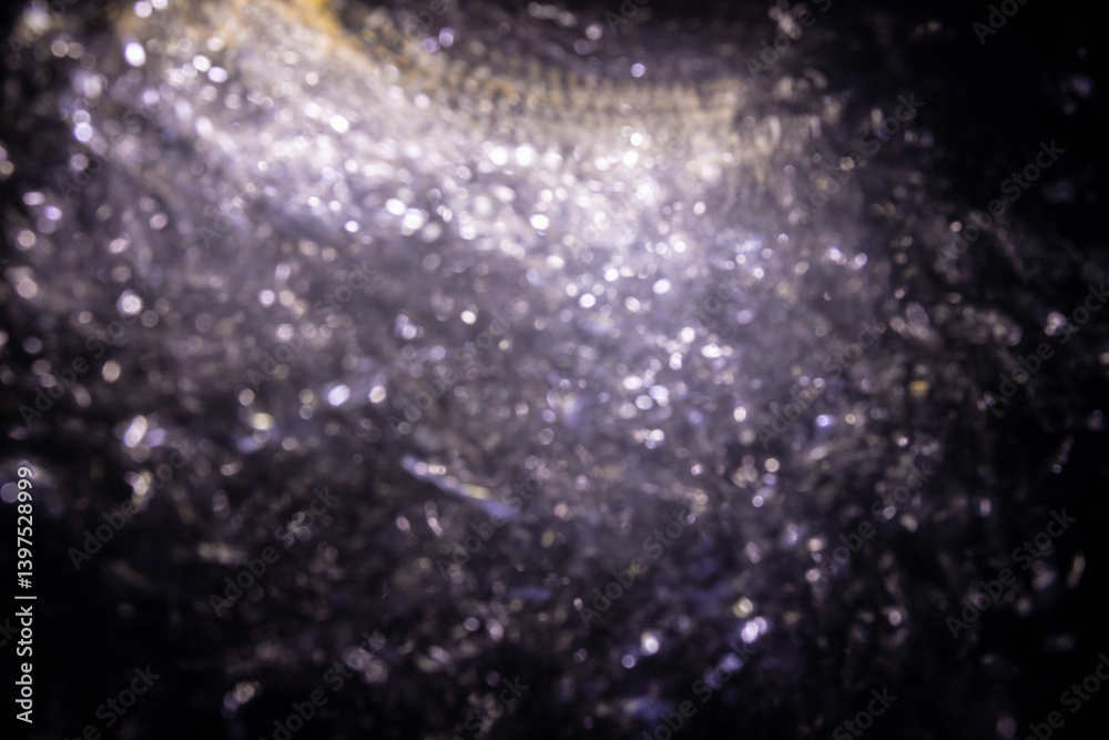 Obraz premium Cloudy effect with selective blur. Silver reflections for an abstract background.