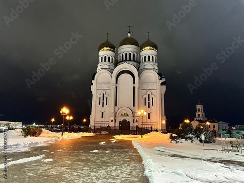 Могилев, Спасо-Преображенский храм зимней ночью