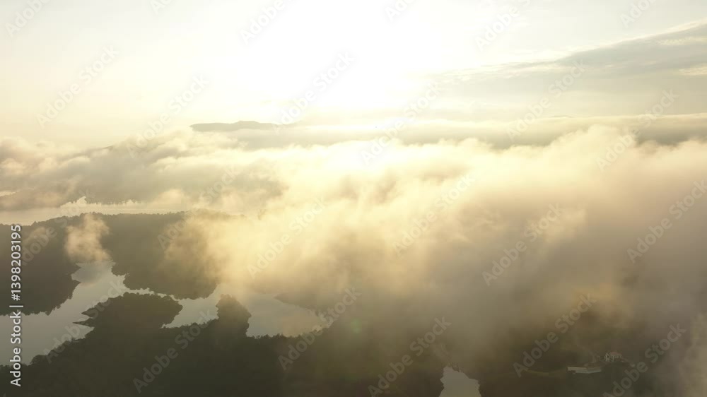 Timelapse of sunrise in Guatape, Colombia