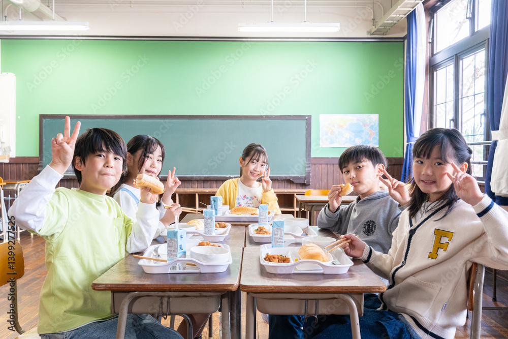 給食の時間 給食の時間