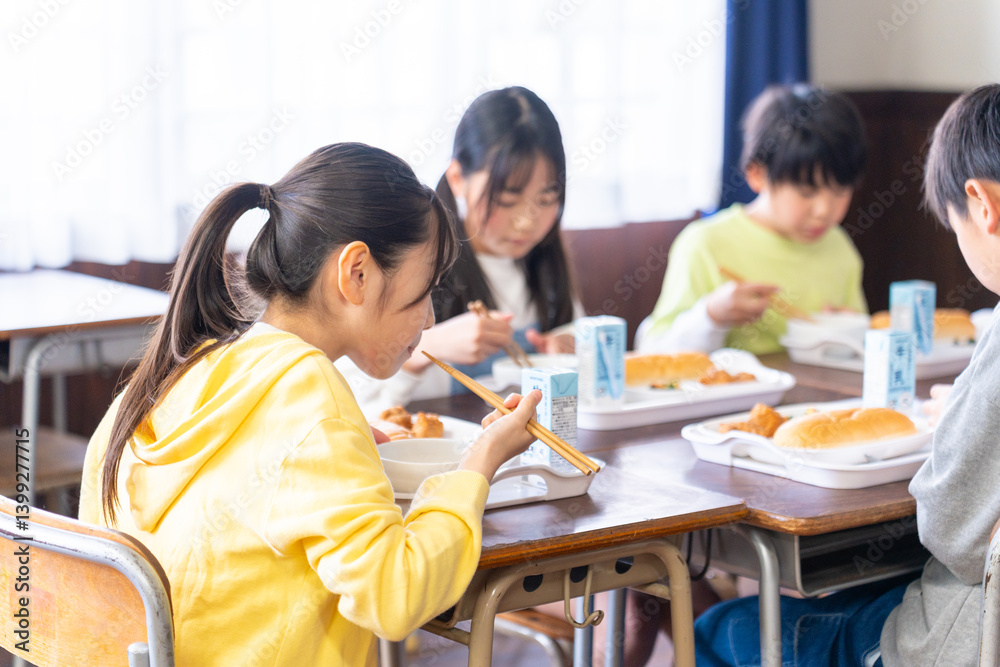 Obraz premium 給食の時間