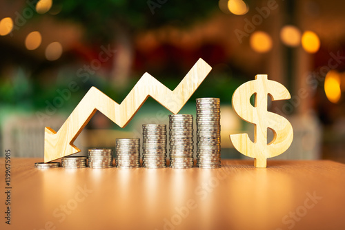 Fotografi A downward arrow next to a dollar sign and a shrinking pile of coins represent the concept of the dollar's depreciation caused by higher tariffs