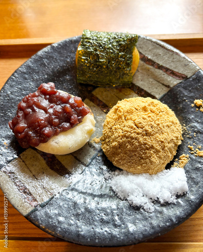 餅の和菓子 小豆あんこ、きな粉、海苔