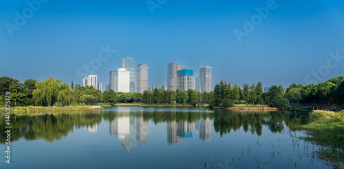 Obraz na płótnie Tranquil Urban Oasis w salonie