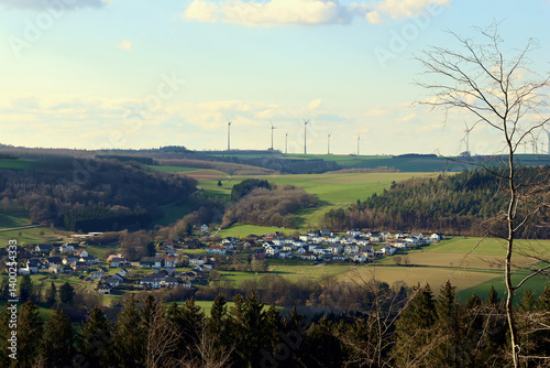 Der Ort Hentern in der Verbandsgemeinde Saarburg-Kell im Landkreis Trier-Saarburg in Rheinland-Pfalz. Aussicht vom Premium-Wanderweg Traumschleife Ruwer-Hochwald-Schleife.  photo