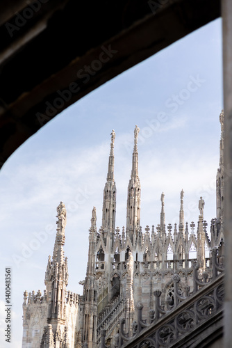 Obraz na płótnie Magic architecture of Duomo cathedral in Milan, Italy. Great vacations in Milan w salonie