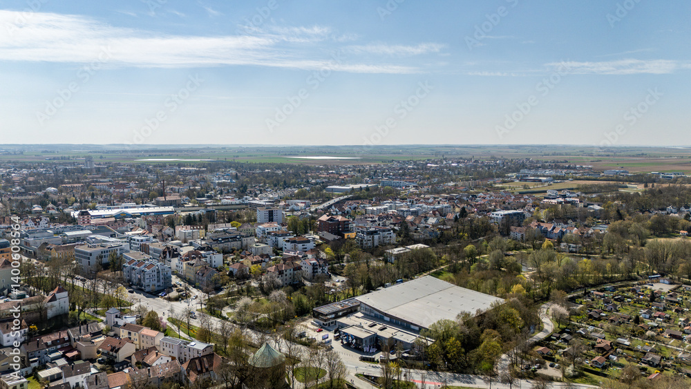 Straubing , Niederbayern, vom Volksfestplatz aus gesehen Straubing , Niederbayern, vom Volksfestplatz aus gesehen