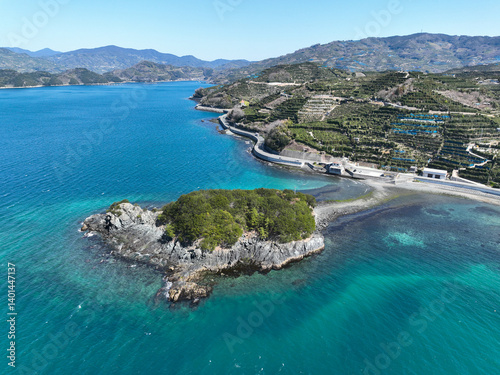 Obraz na płótnie 愛媛県八幡浜市 ねずみ島の風景 w salonie