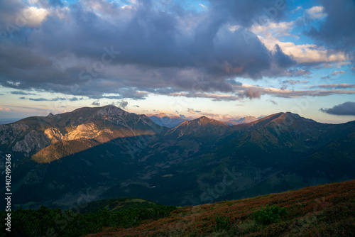 Fototapeta Naklejka Na Ścianę i Meble -  Afternoon Over Tatras: Autumnal Peaks and Skies