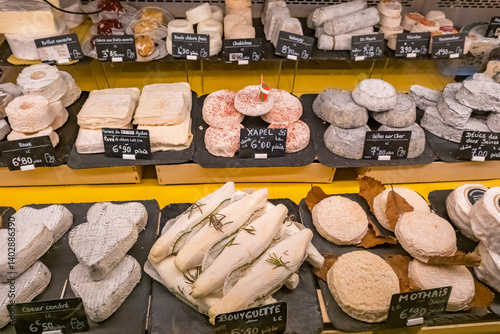 Obraz na płótnie Wide selection of cheese at Halles de Biarritz market, France w salonie