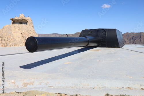 Obraz na płótnie La batterie Castillitos à Cabo Tiñoso, batería de Castillitos, fort militaire, ville de Carthagène, région de la communauté autonome de la région de Murcie, Espagne w salonie