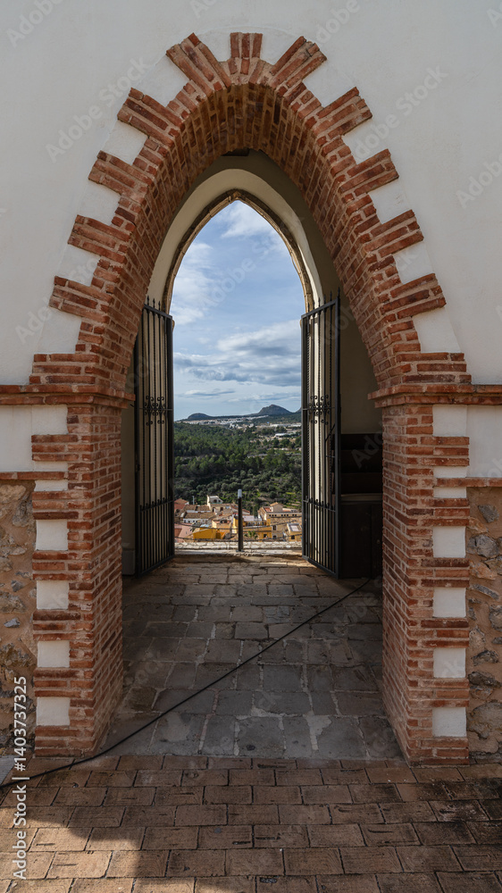 Φωτογραφία Castle cemetery in the beautiful town of Polop in Alicante.