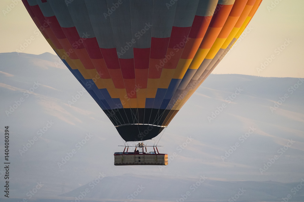 Obraz premium Hot Air Balloon in Cappadocia, Nevsehir, Turkiye
