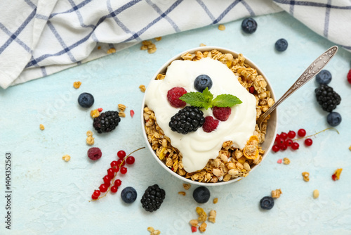 Healthy breakfast granola b...
