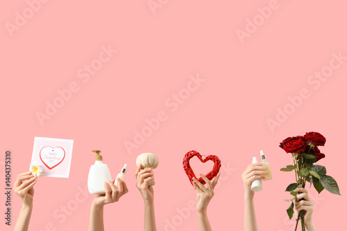 Female hands with card, ros...