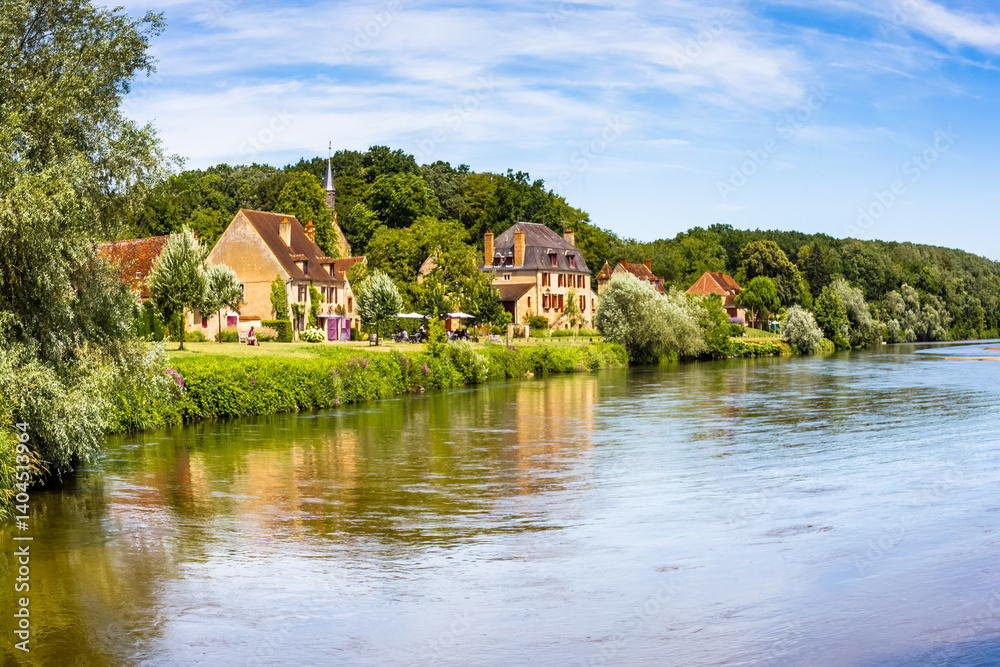 Obraz premium Village d’Apremont-sur-Allier, France 