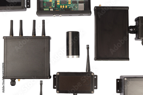 Obraz na płótnie Modern electronic circuits on a white background, a set of various devices w salonie