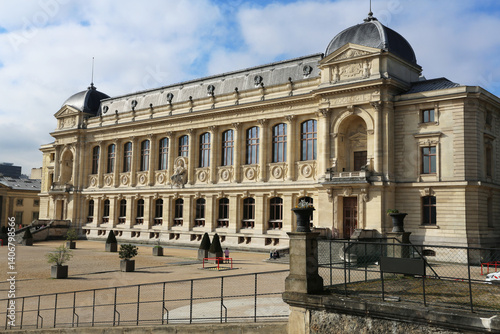 Grande galerie de l'Evolution dans le jardin des Plantes à Paris
