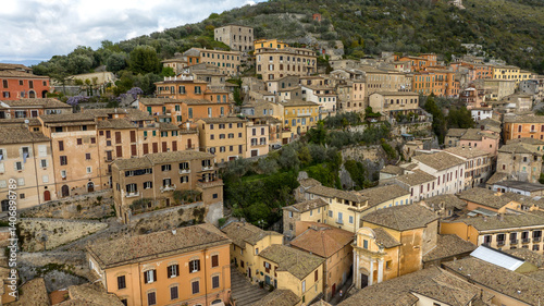 Obraz na płótnie Aerial view of houses in the town of Arpino, located in the province of Frosinone in Lazio, Italy. w salonie