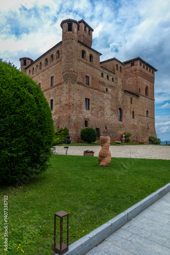Canvastavla Castello di Grinzane Cavour, Italy