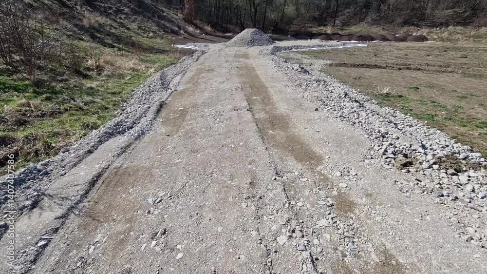 Crushed rubble can be used for road gravel, revetments, retaining walls, landscaping gravel, or raw material for new concrete. Large pieces can be used as bricks or slabs, or incorporated, urbanite