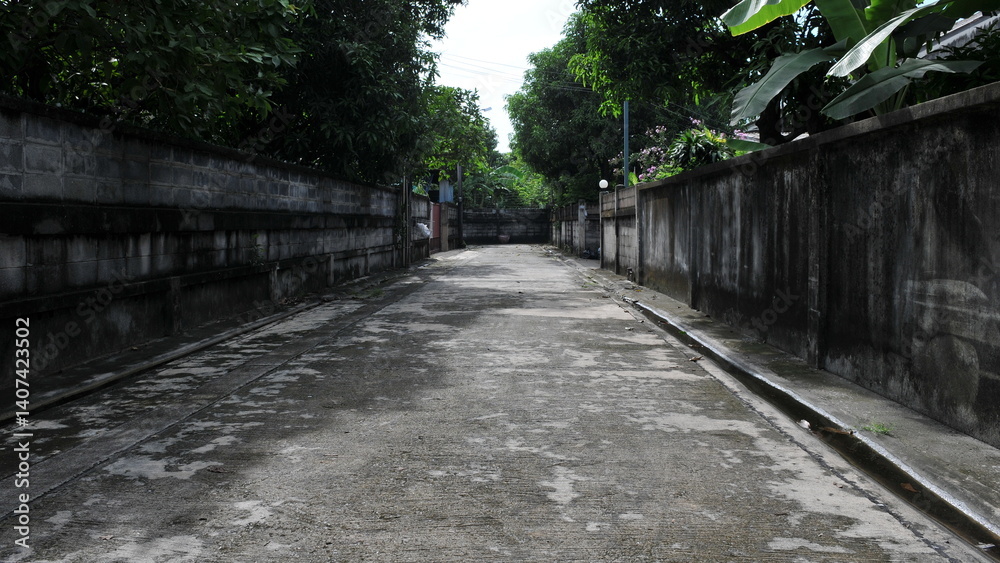 Fototapeta premium View of a long dark alley