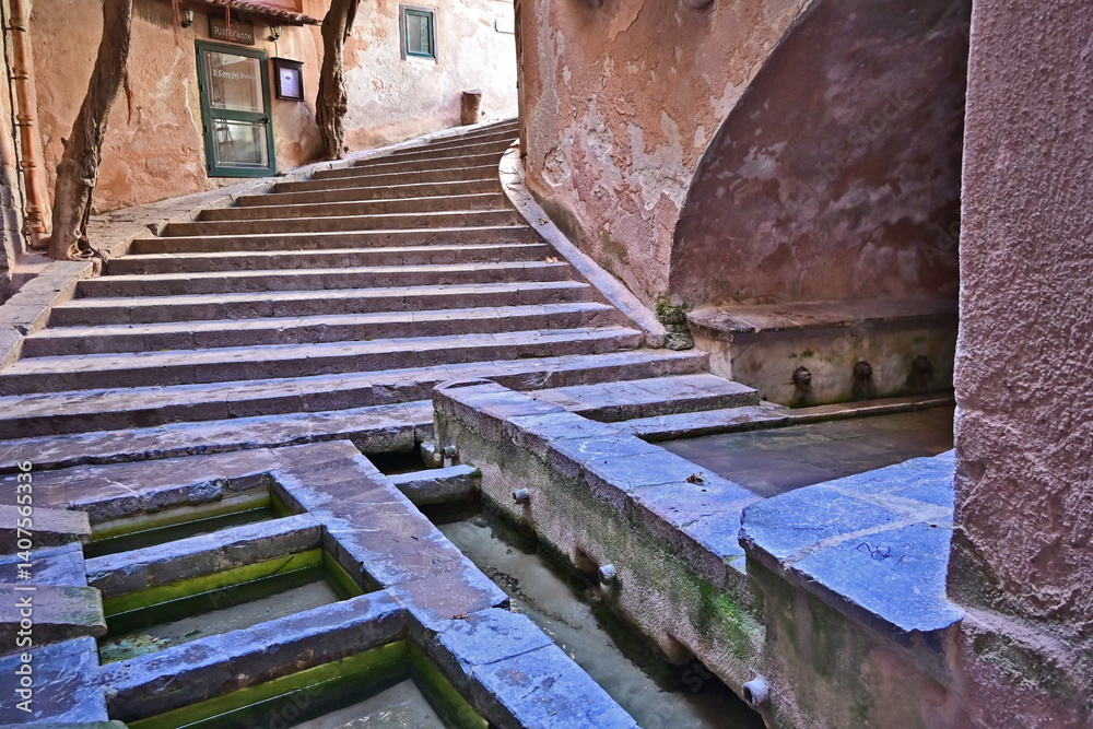 Cefalù, l'antico lavatoio della città vecchia - Sicilia