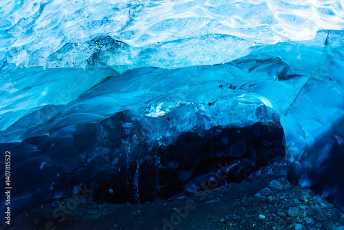 Obraz na płótnie The Ice Caves of Vatnajokull Glacier National Park, Iceland w salonie