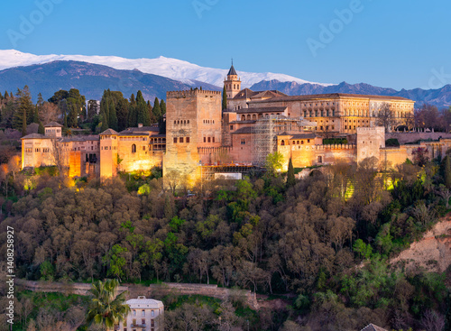 Obraz na płótnie Alhambra palace at sunset, Granada, Spain w salonie
