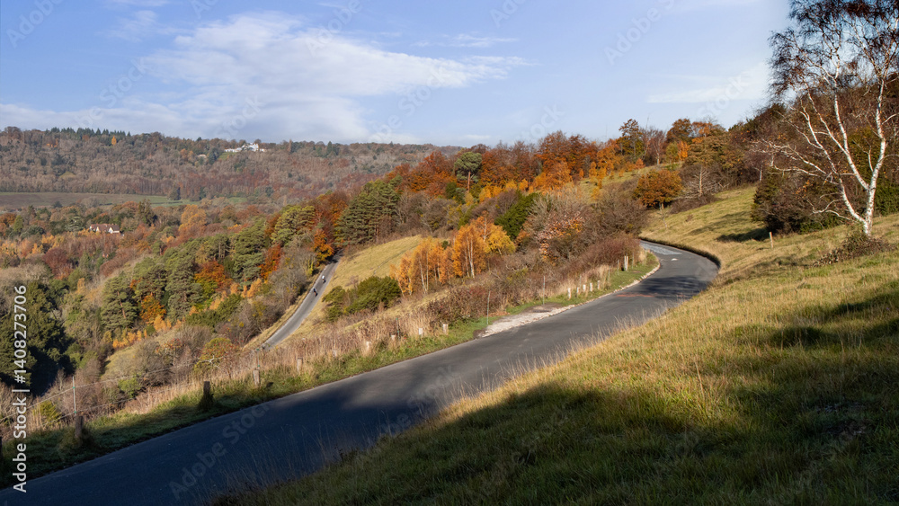 Fototapeta premium Famous Box Hill climb switch back bend in Surrey Hills close to Dorking