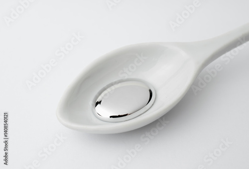 mercury liquid metal toxic and poison