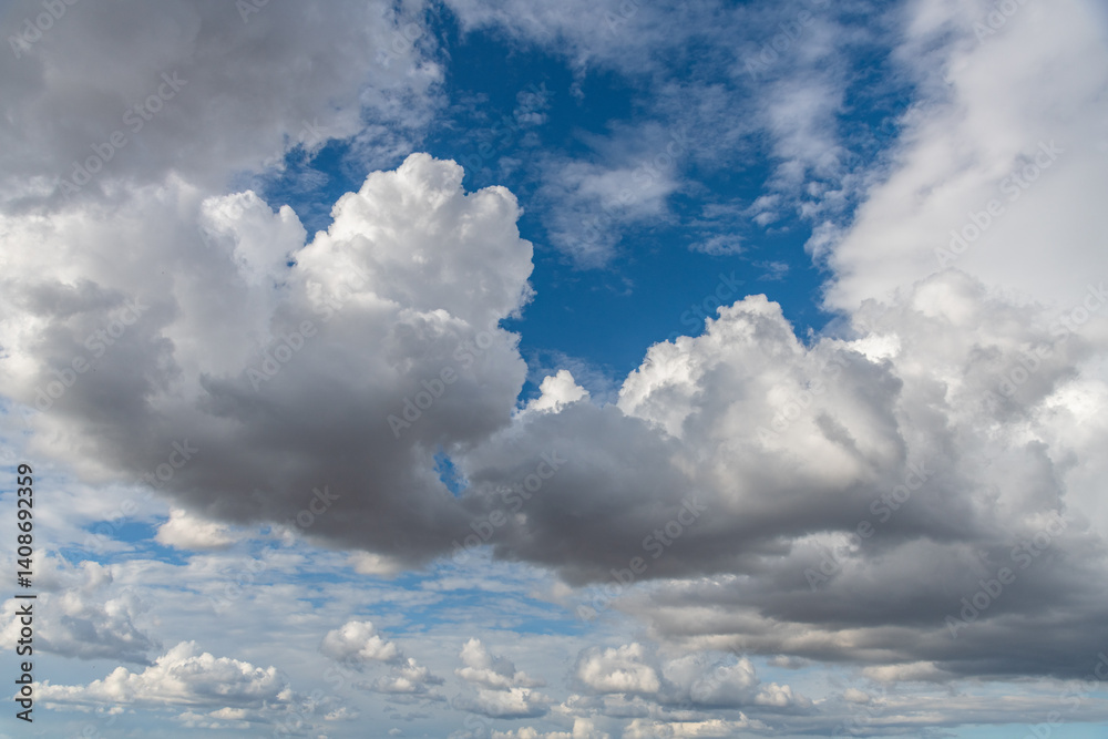 Clouds in the afternoon sky Clouds in the afternoon sky
