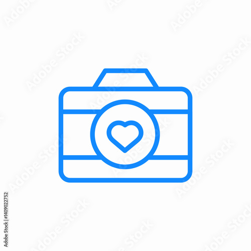 heart camera icon sign vector