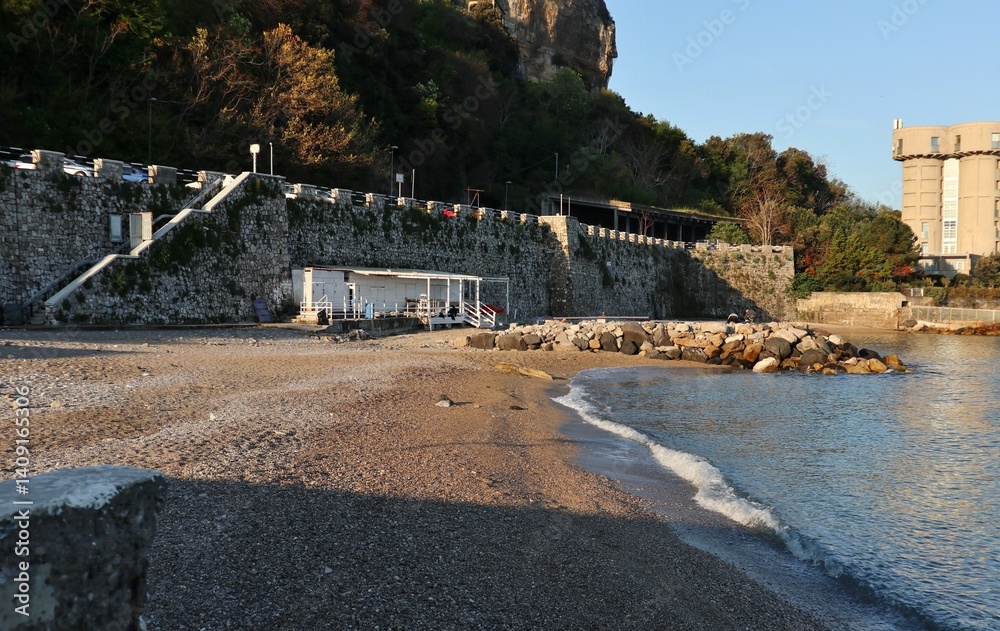 Castellammare di Stabia - Spiaggia di Pozzano o Spiaggia Calcina presso l'ex cementificio