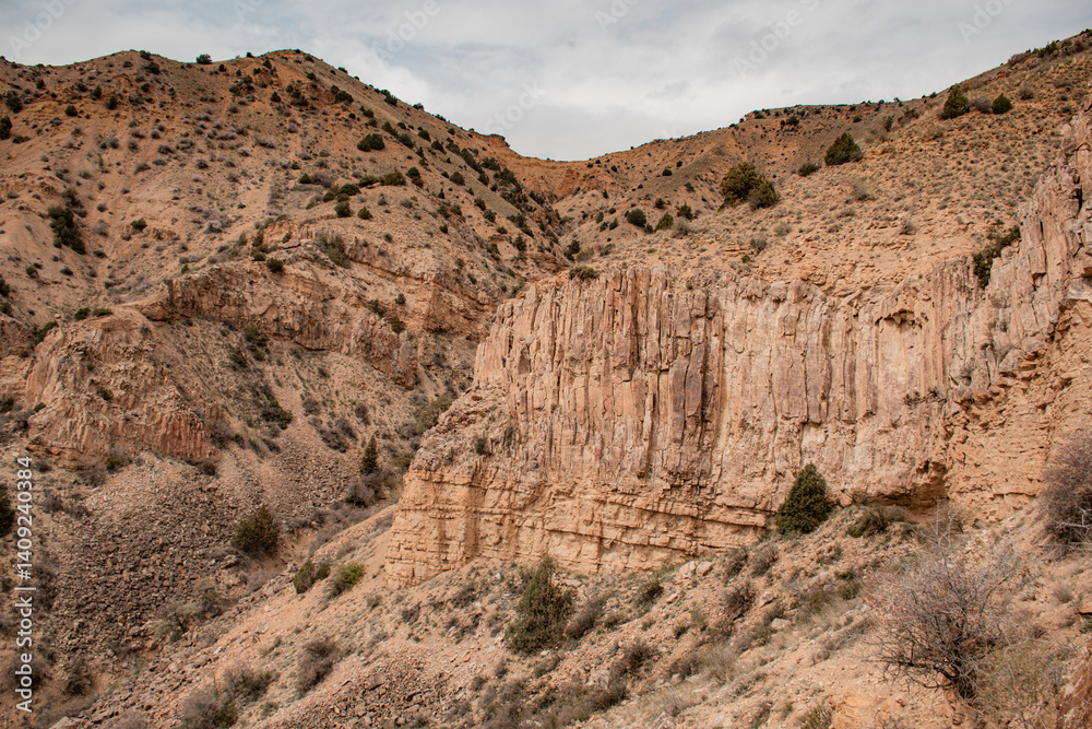 Fototapeta premium red rocks in the mountains