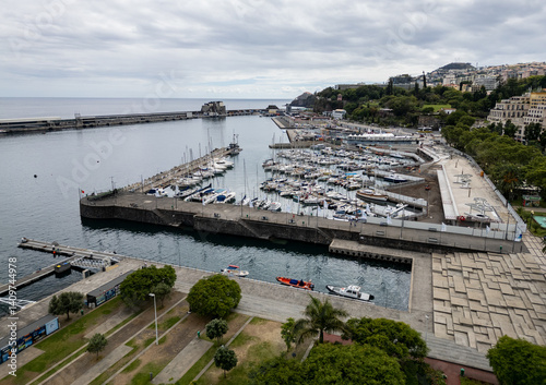 Obraz na płótnie Aerial view of marina in Funchal city, capital of Madeira Island, Portugal w salonie