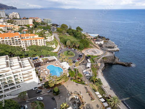 Obraz na płótnie Hotels in Lido area of Funchal city, capital of Madeira Island, Portugal w salonie