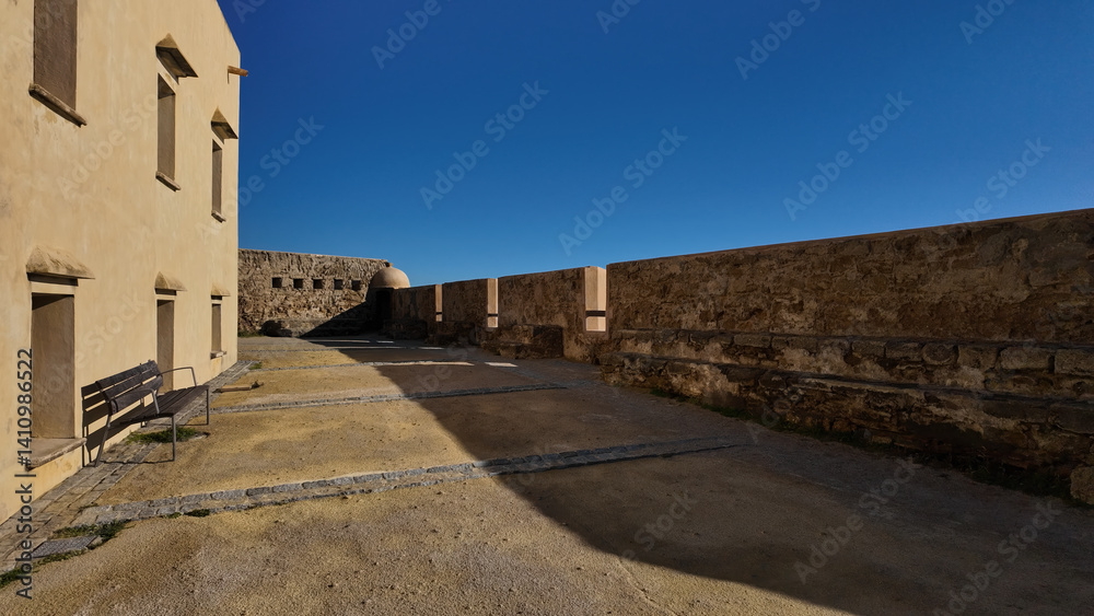 Fototapeta premium Castillo de Santa Catalina in Cadiz, Spain