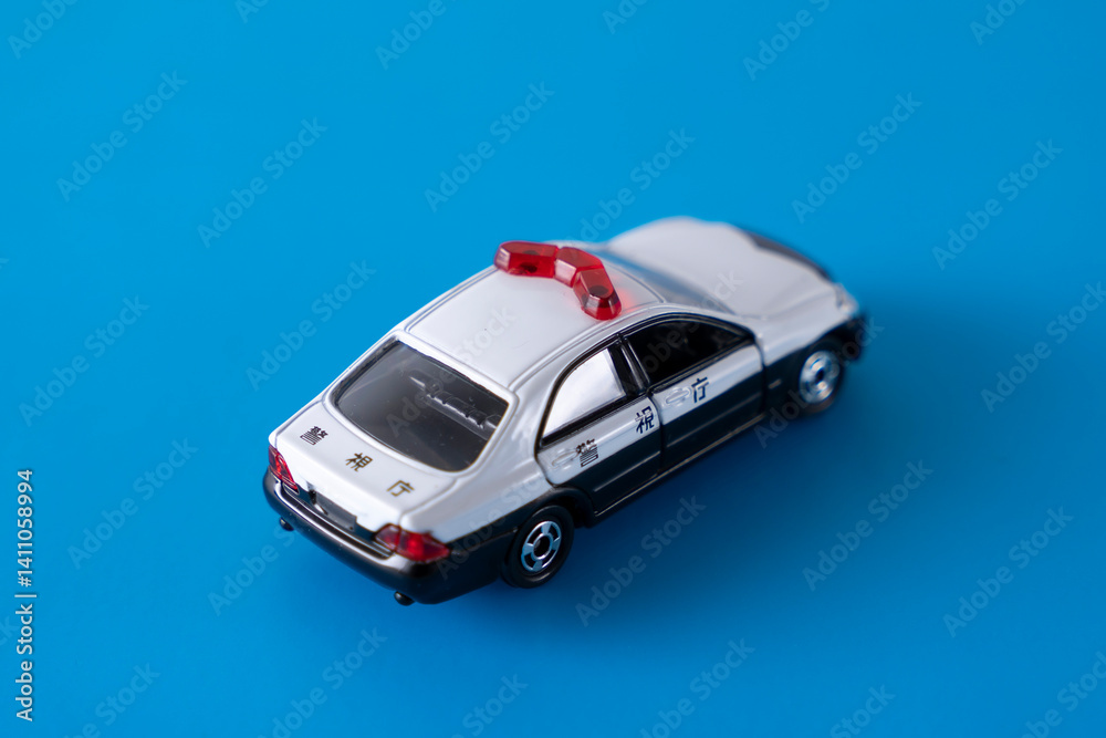 パトカーのおもちゃ パトカーのおもちゃ