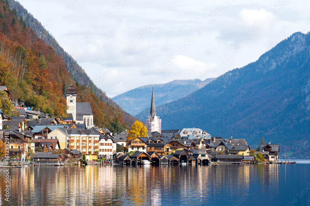 Autumn in Hallstatt Autumn in Hallstatt