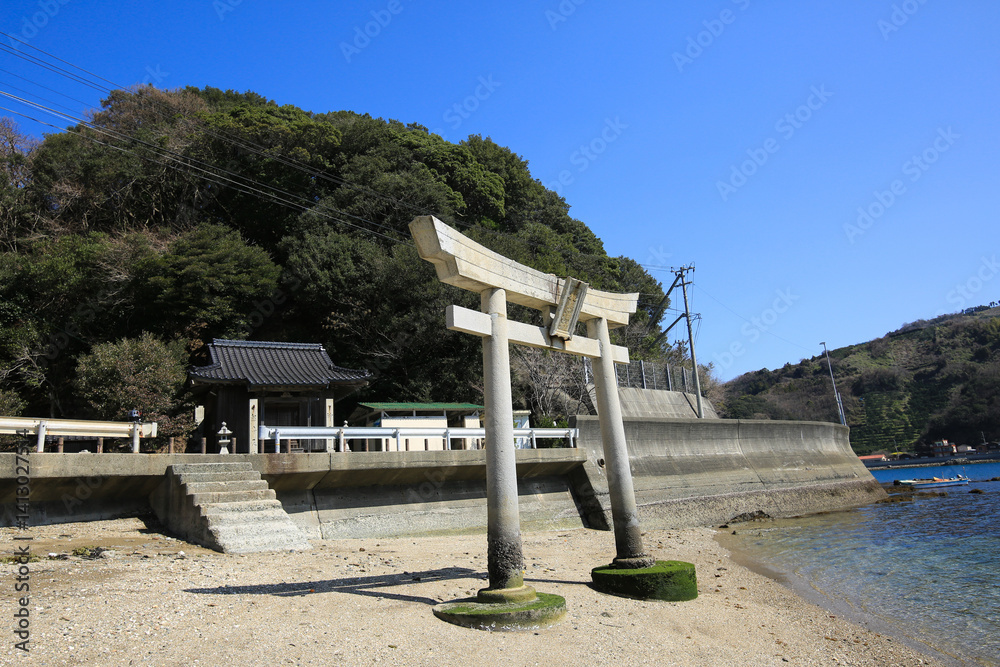 愛媛県八幡浜市 舌間厳島神社 海の鳥居