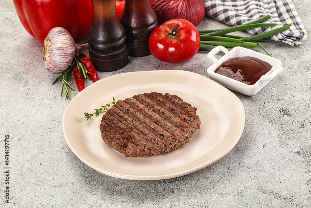 Grilled minced beef burger cutlet