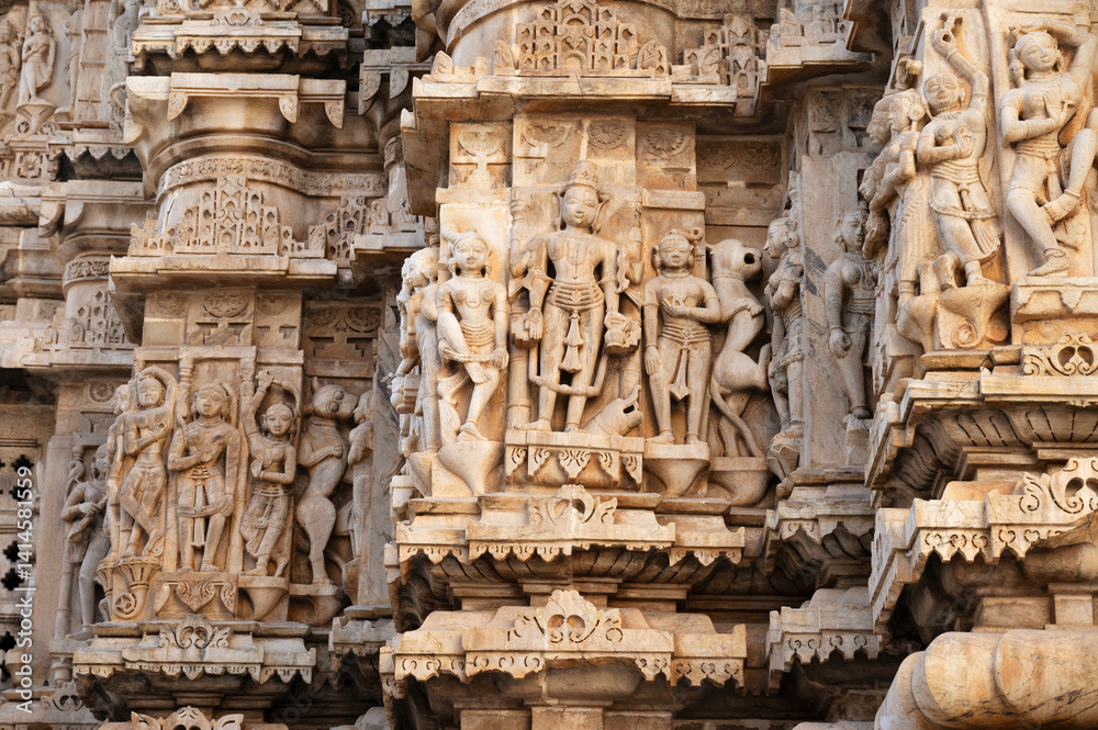 Carved idols on the outer wall of the Jagdish Temple, Udaipur, Rajasthan Carved idols on the outer wall of the Jagdish Temple, Udaipur, Rajasthan
