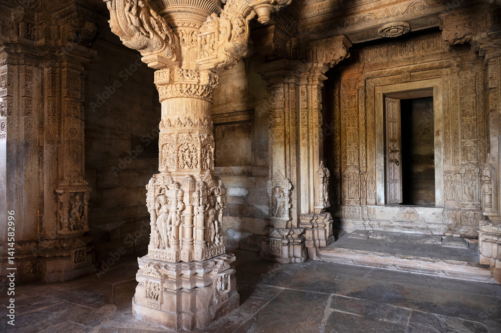 Fototapeta premium Carved pillars and interiors of The Sahasra Bahu temples or Sasbahu Temples, Nagda, Rajasthan