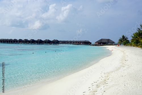 Fototapeta Naklejka Na Ścianę i Meble -  water villas on a exotic maldives island