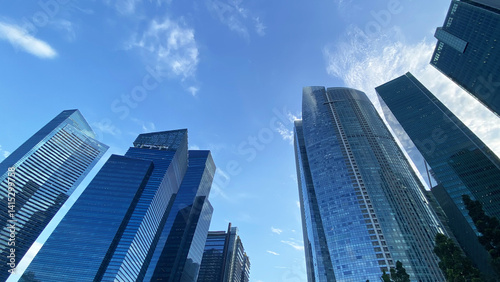 Fototapeta Naklejka Na Ścianę i Meble -  Ant's eye view of building Financial District of Singapore 