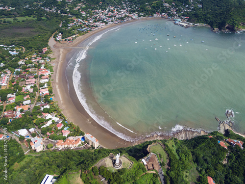 Obraz na płótnie San Juan Del Sur shore aerial drone view w salonie