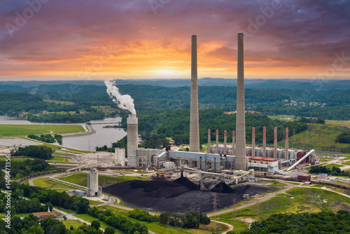 Obraz na płótnie Electric energy production from fossil fuel
